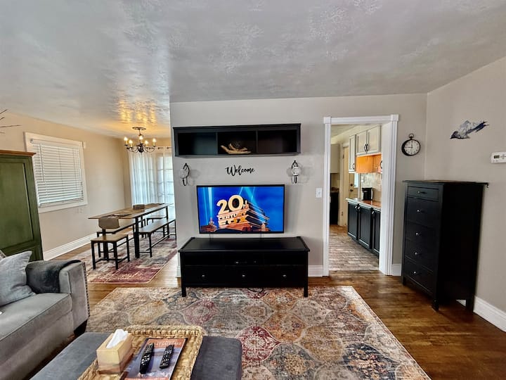 Garden Cottage | Close To Slc - West Jordan, UT