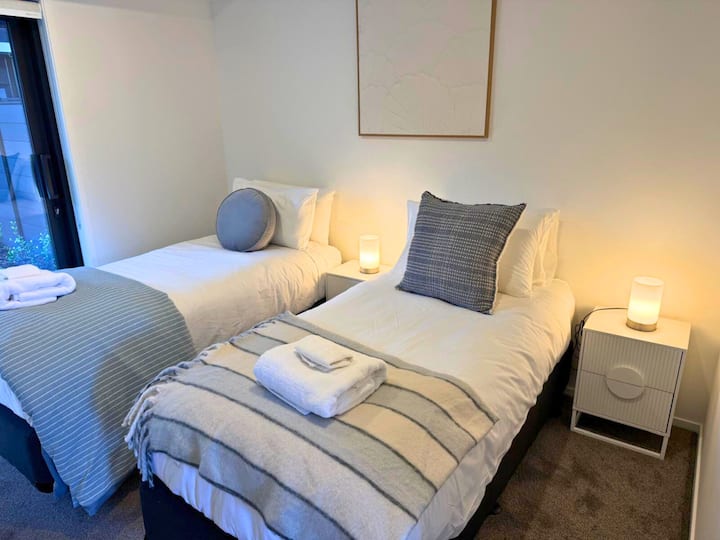 Picha ya WhatsApp 2026-01-05 saa 3.33.31 Asubuhi - Imehaririwa