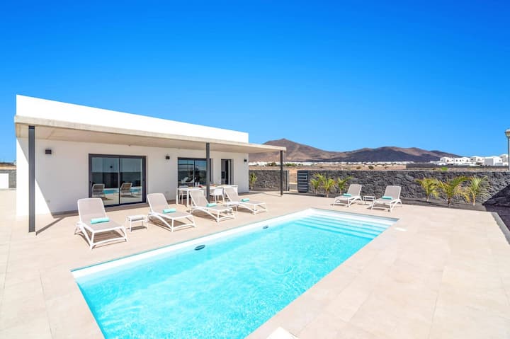 Villa Iraya By Villa Plus - Playa Blanca