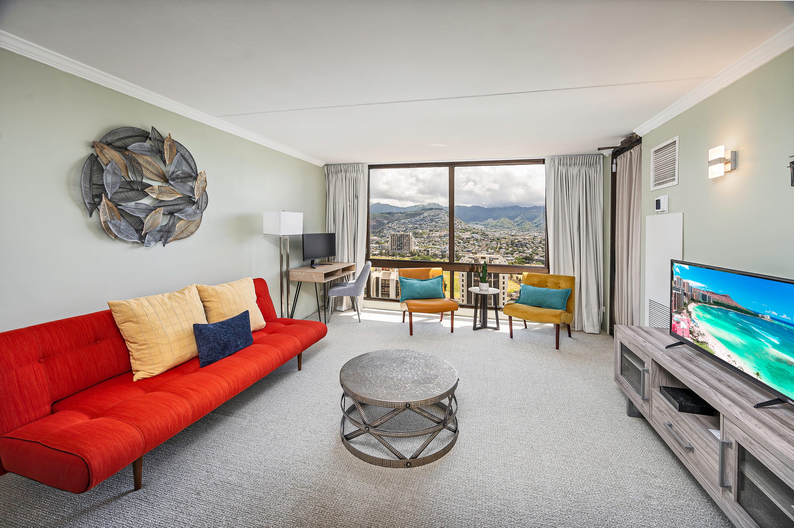 Golf Course-Mountain Views Condo at Waikiki Sunset - Image 13