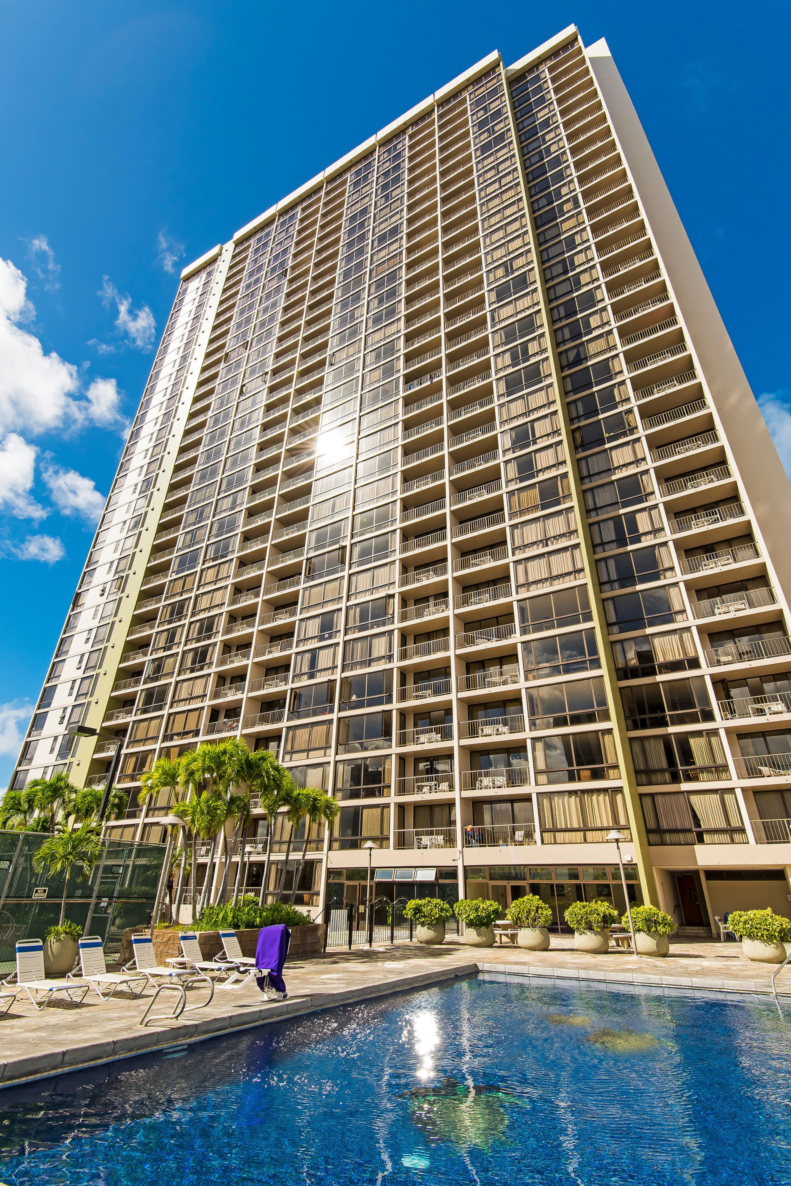 Golf Course-Mountain Views Condo at Waikiki Sunset - Image 22