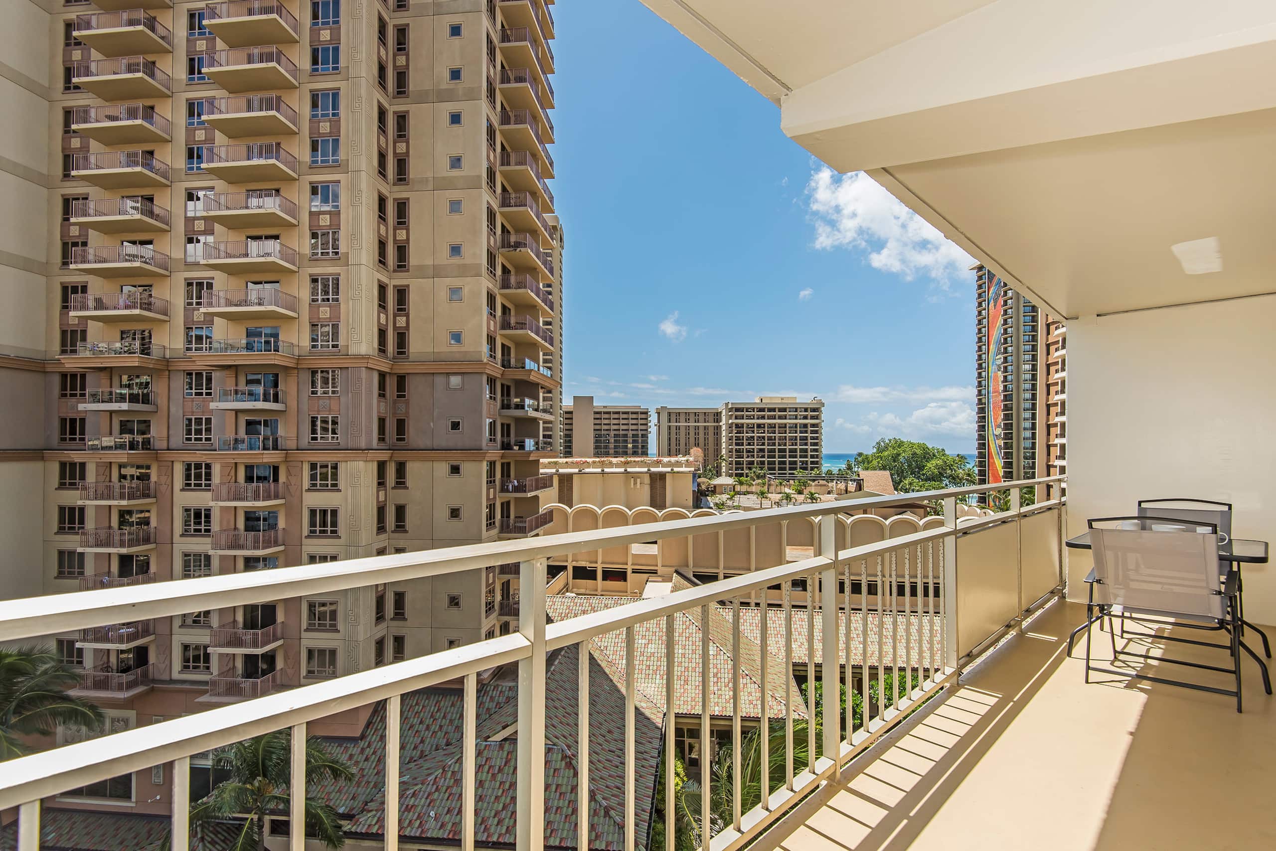 Ilikai Hotel City View Condo Steps Away from Beach - Image 20
