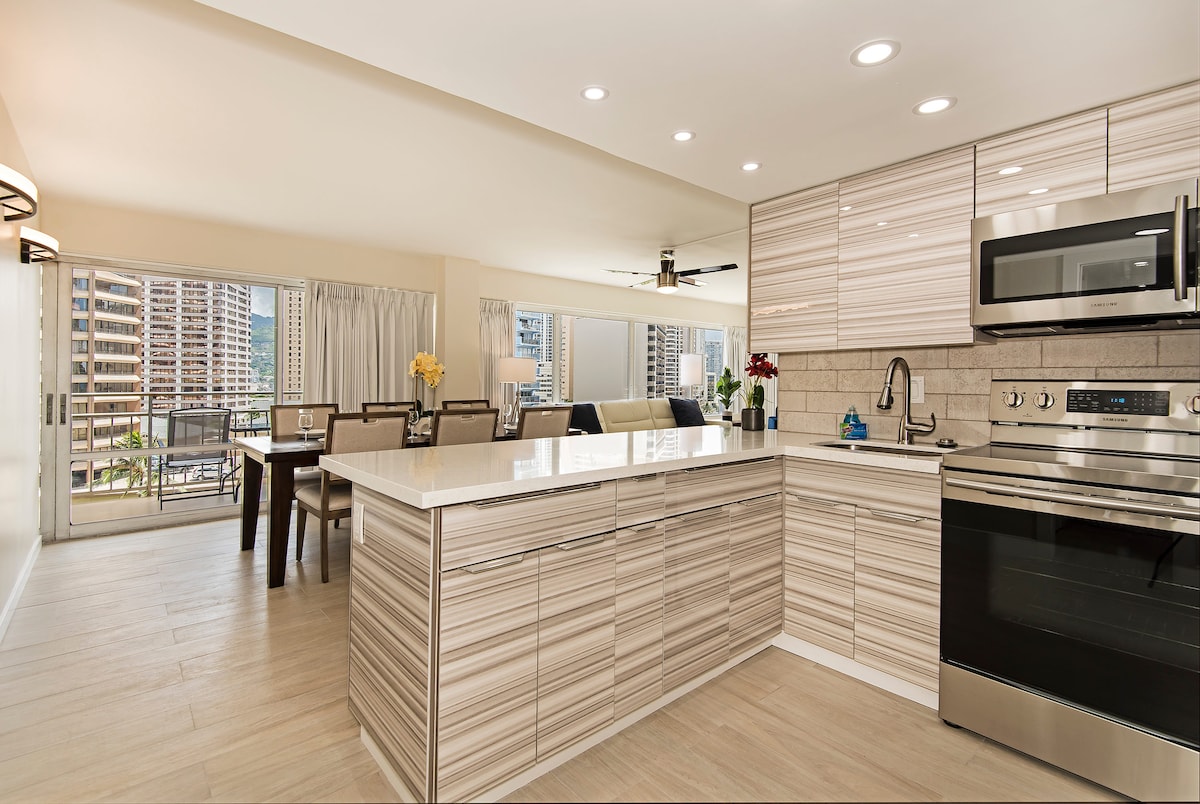 City View Condo Rentals With Private Storage Unit And Gourmet Kitchen photo