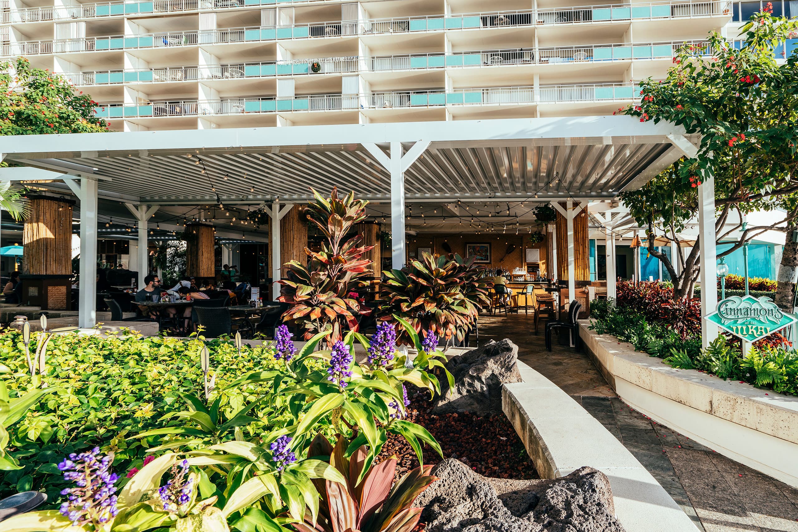 Ilikai Hotel City View Condo Steps Away from Beach - Image 32