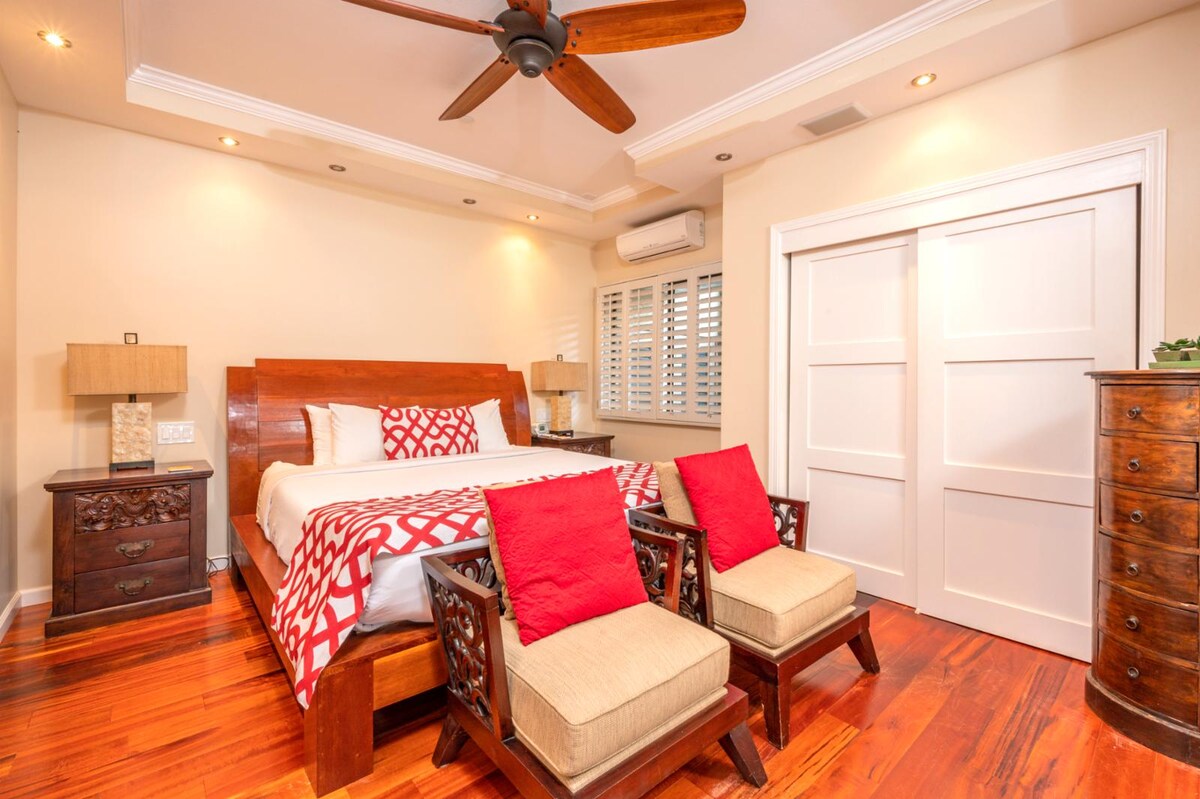 KGV-14P6 Deja que esta suite principal te envuelva en el lujo después de un día bañado por el sol.Descansa, recarga y repite.