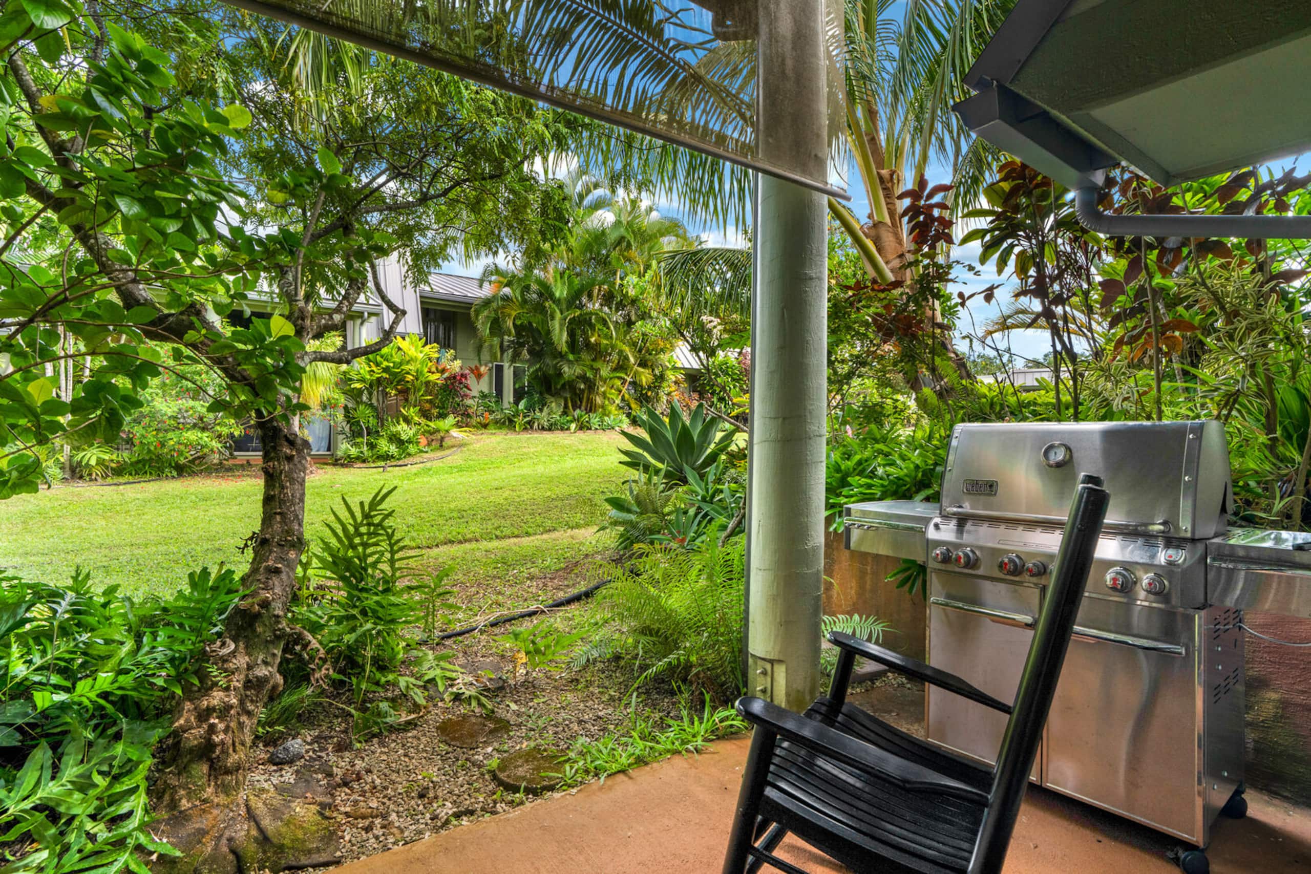 Relaxing Princeville Stay w Pool, AC & Comfort - Image 17