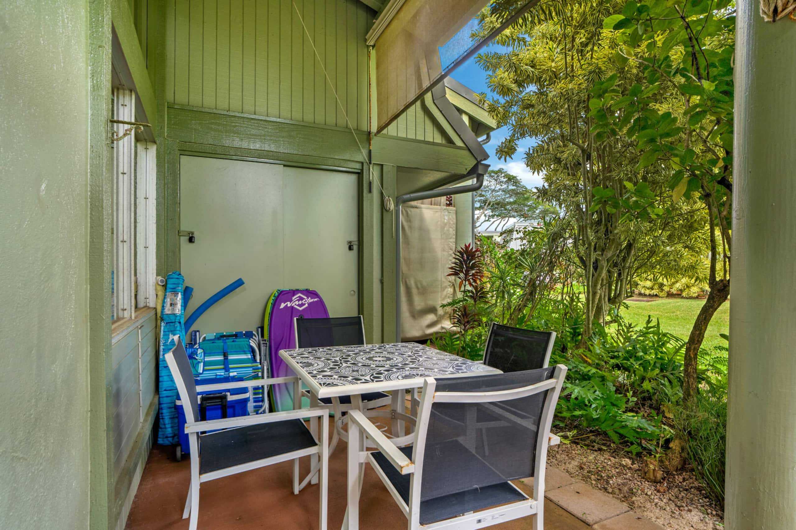Relaxing Princeville Stay w Pool, AC & Comfort - Image 19