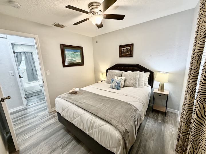 غرفة النوم رقم2 - سرير كبير