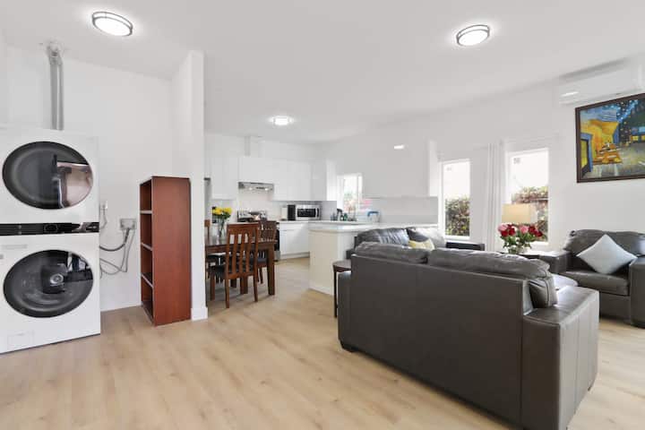 Wow ! Brand New 3br3bath House Fantastic View - Azusa, CA