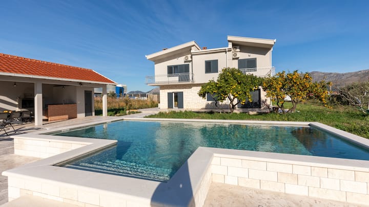 Villa Dolina Opuzen By Villas Guide - Duba
