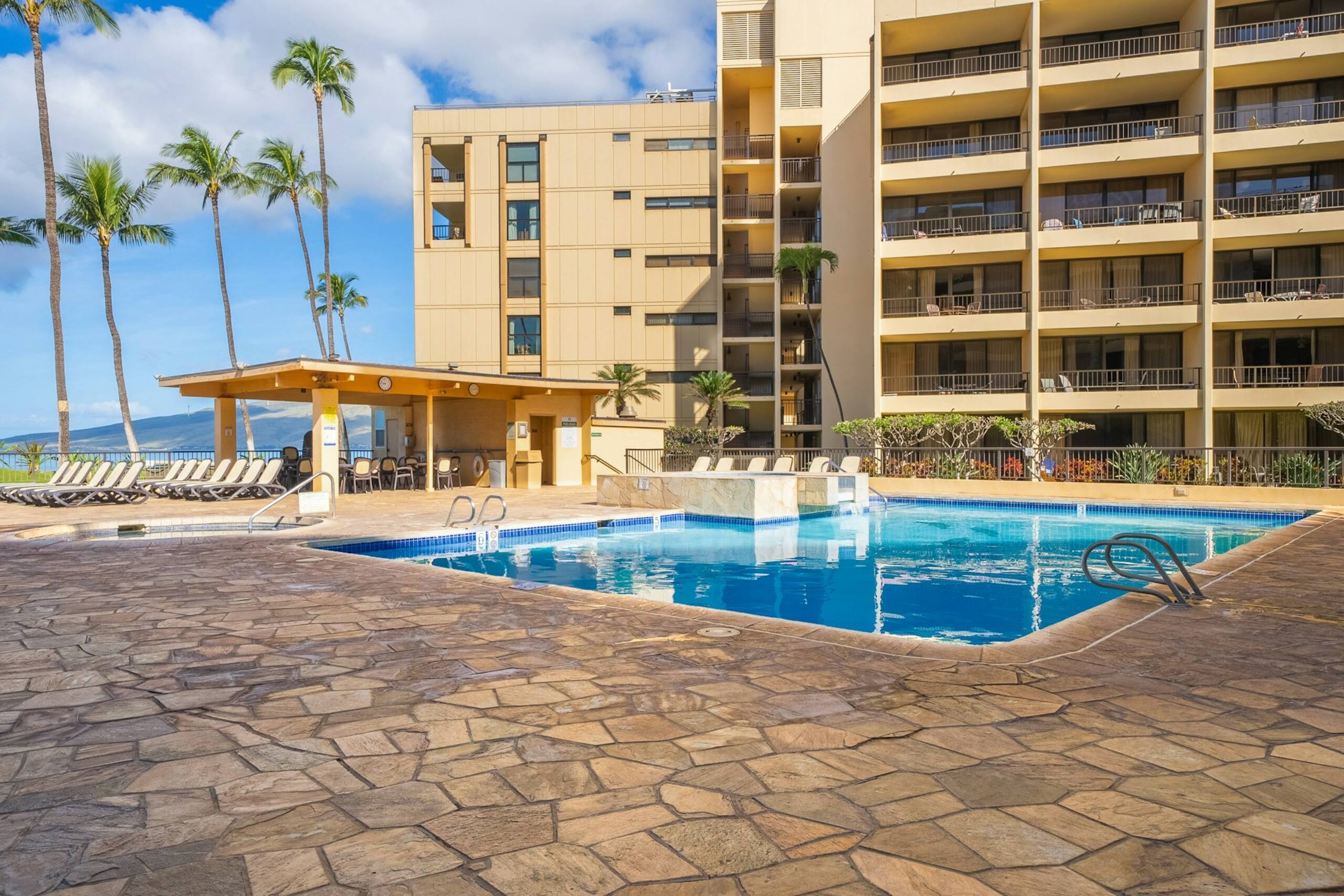 Condo in Kihei · ★5.0 · 1 bedroom · 2 beds · 1 private bath - Image 29