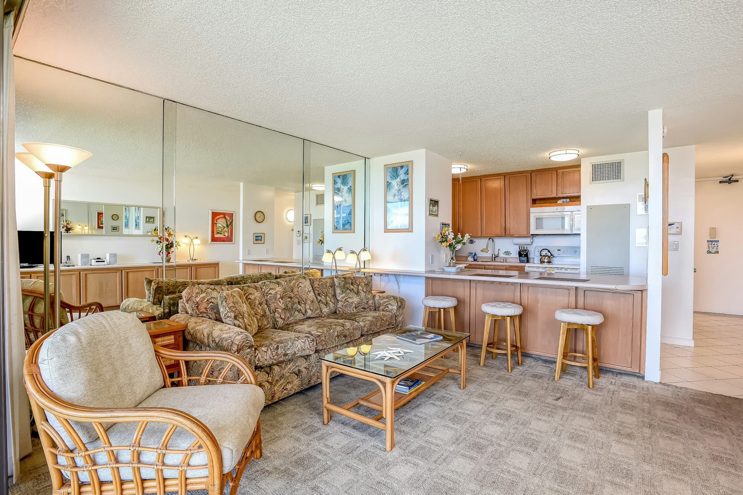 Condo in Kihei · ★5.0 · 1 bedroom · 2 beds · 1 private bath - Image 4