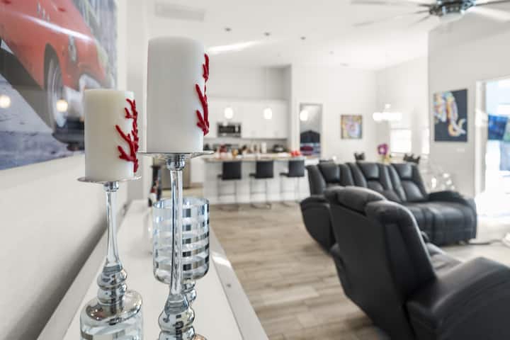 4br Coastal Escape • Heated Pool & Bbq Lounge - Mohave Lake, Cape Coral
