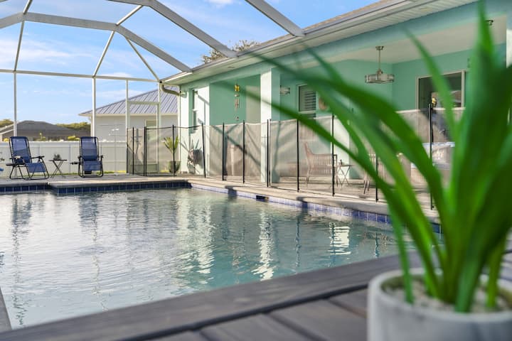 4br Coastal Escape • Heated Pool & Bbq Lounge - Cape Coral, FL