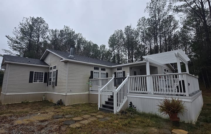 Country Hideaway | Private | Modern 3br - Starkville, MS