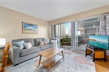 Central Waikiki | Bch Gear, Parking, Kitchen, King