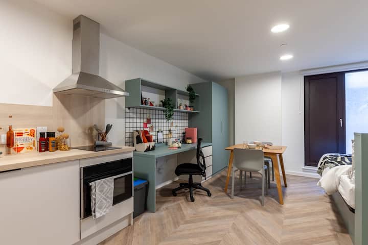Student Only Studio At The Brook Near Bath Spa - Bath