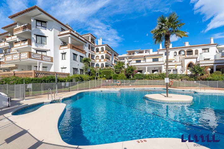 Modern 2br Pool And 5min Beach Access - Calahonda