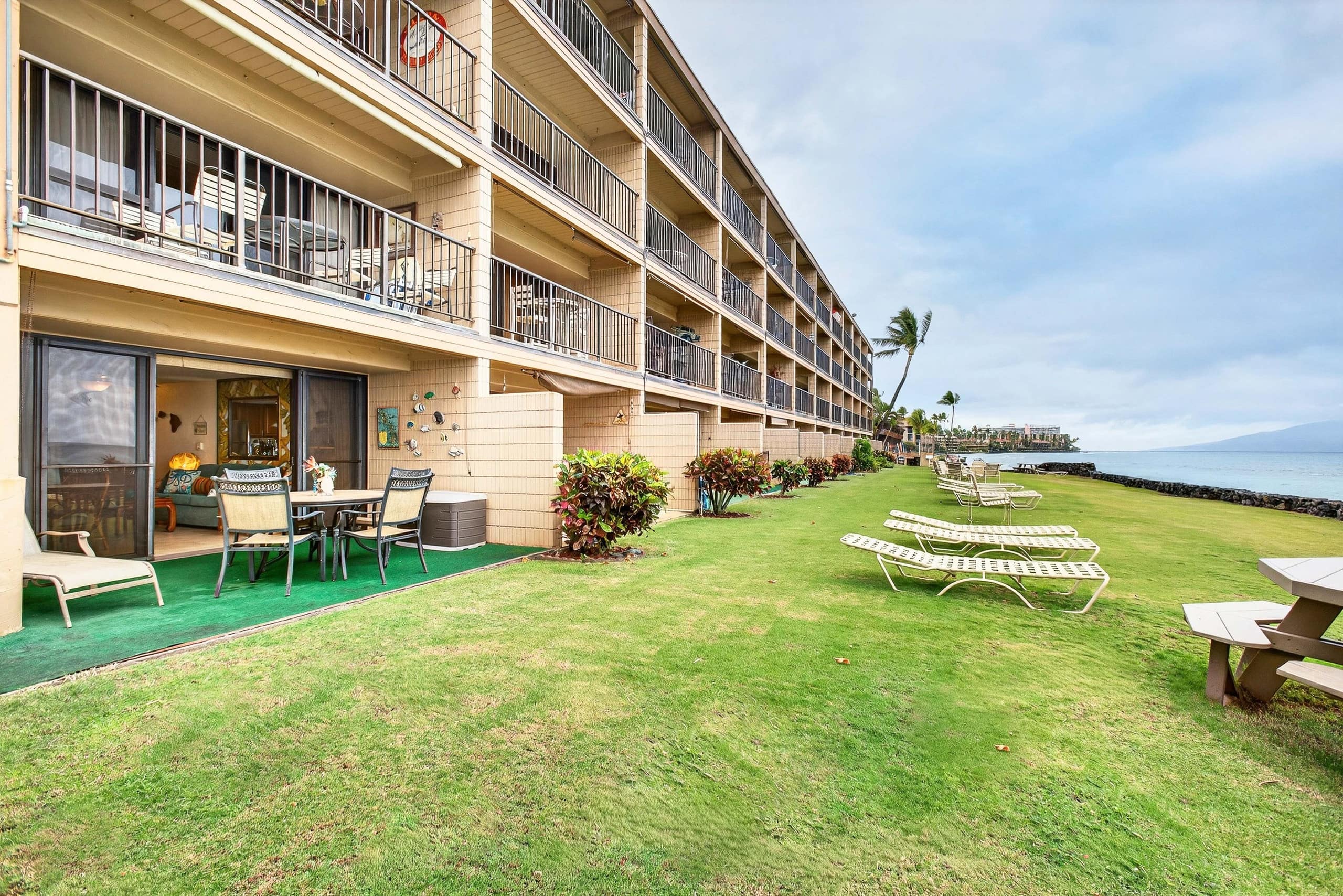 Private End Oceanfront Sanctuary - Image 4
