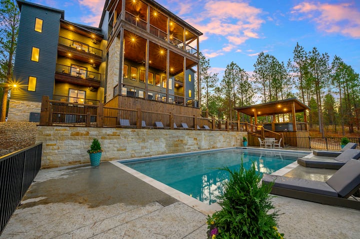 Wild & Free Pool Pickleball Game Loft - Oklahoma