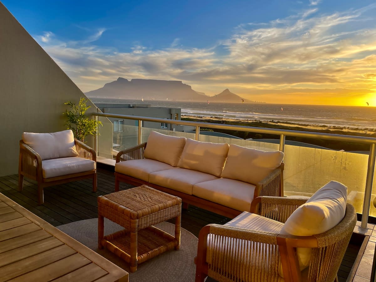 Ocean and Table Mountain views Dolphin Beach - Flats for Rent in Table ...