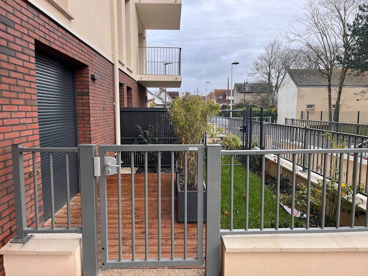 Studio Terrasse à Cabourg, Proche De La Plage ! - Cabourg