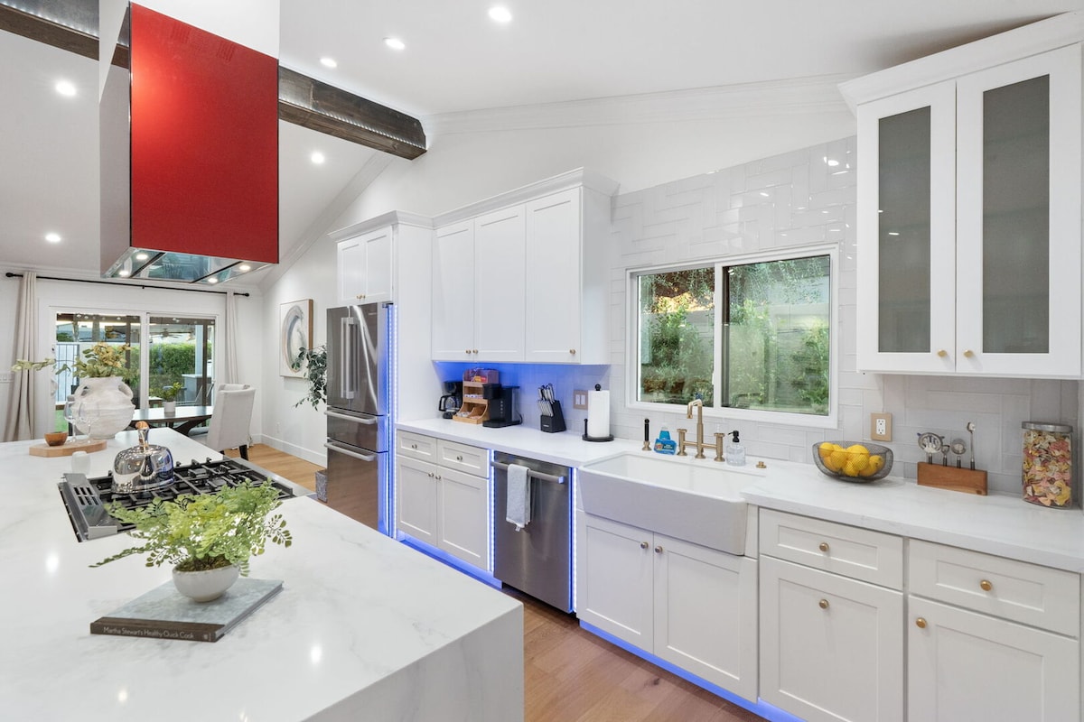 Popular Airbnb listing: Sunset Haven, Minutes from Shopping and Dining in Park Scottsdale