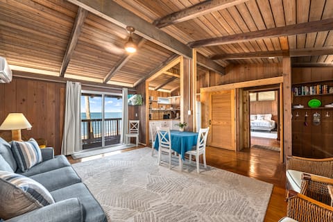Gulf Front Escape + Beach Access, Pet Friendly
