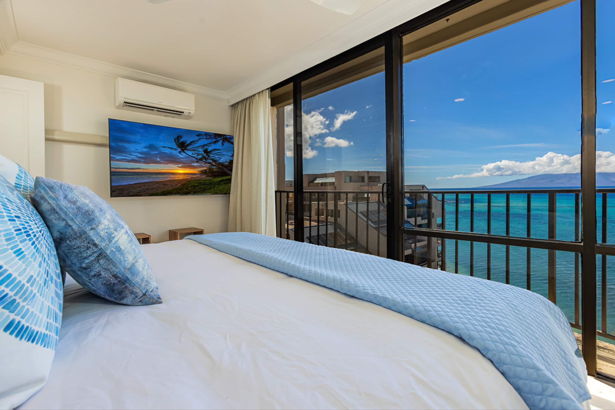 Condo in Lahaina · ★4.88 · 1 bedroom · 2 beds · 1 bath - Image 19