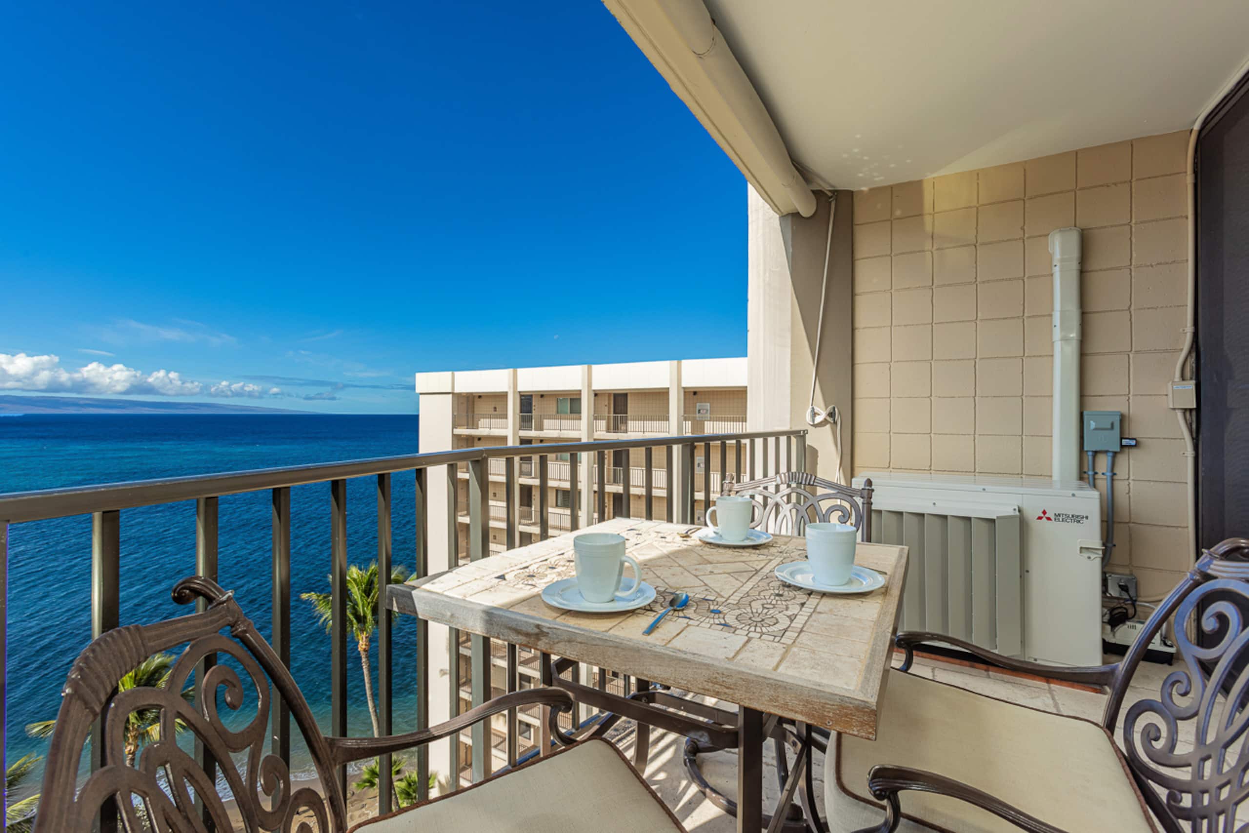 Condo in Lahaina · ★4.88 · 1 bedroom · 2 beds · 1 bath - Image 26
