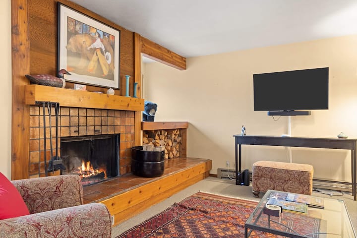 Outpost: Sagebrush 1312 - Aspens Location! - Jackson Hole, WY
