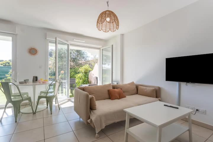 Appart Moderne Pour 4 Pers. Avec Jardin Privatif - Puget-sur-Argens