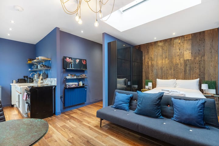 Sought After Studio Overlooking Portobello Road - Chelsea