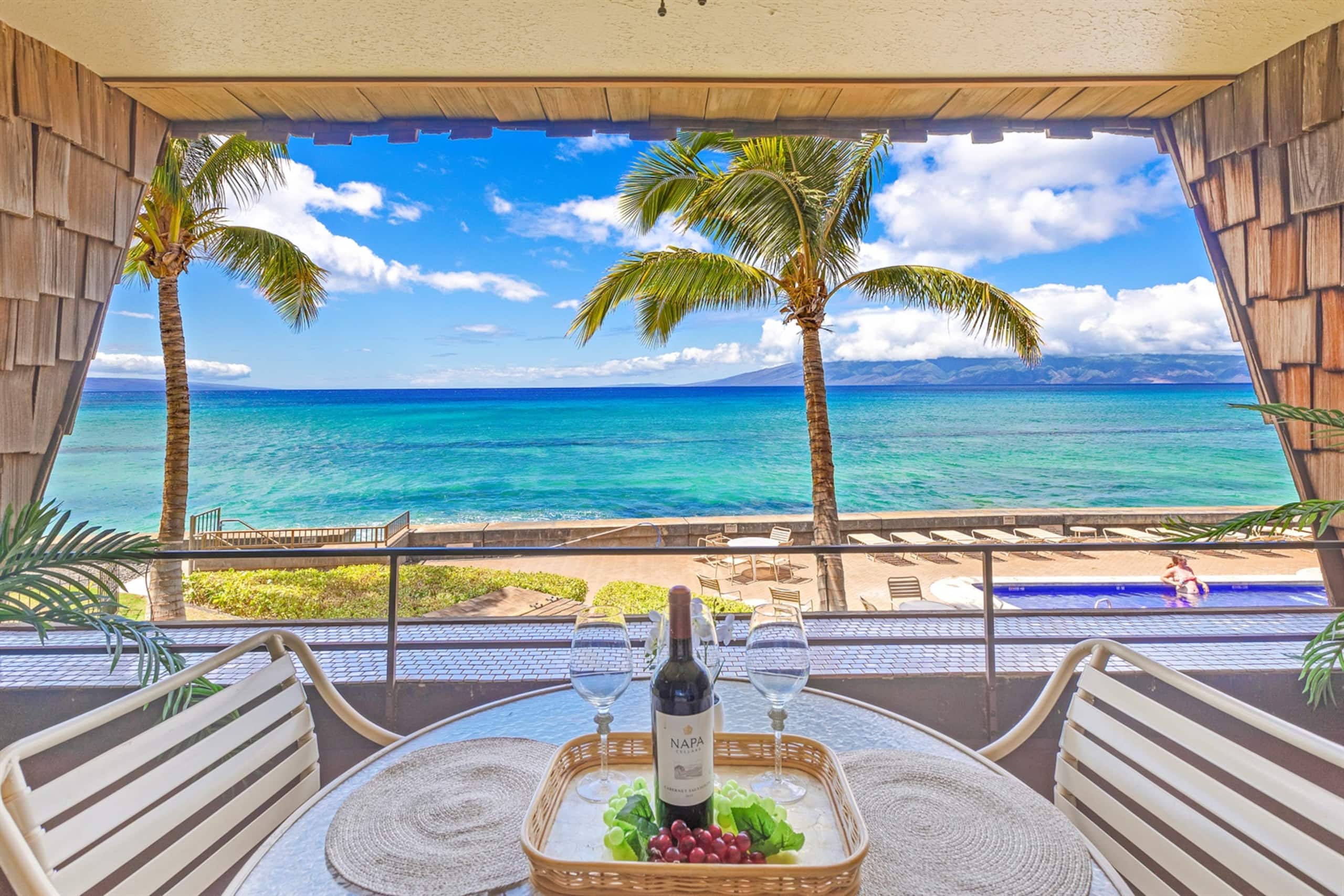 Condo in Lahaina · ★4.95 · 1 bedroom · 1 bed · 1 private bath - Image 2