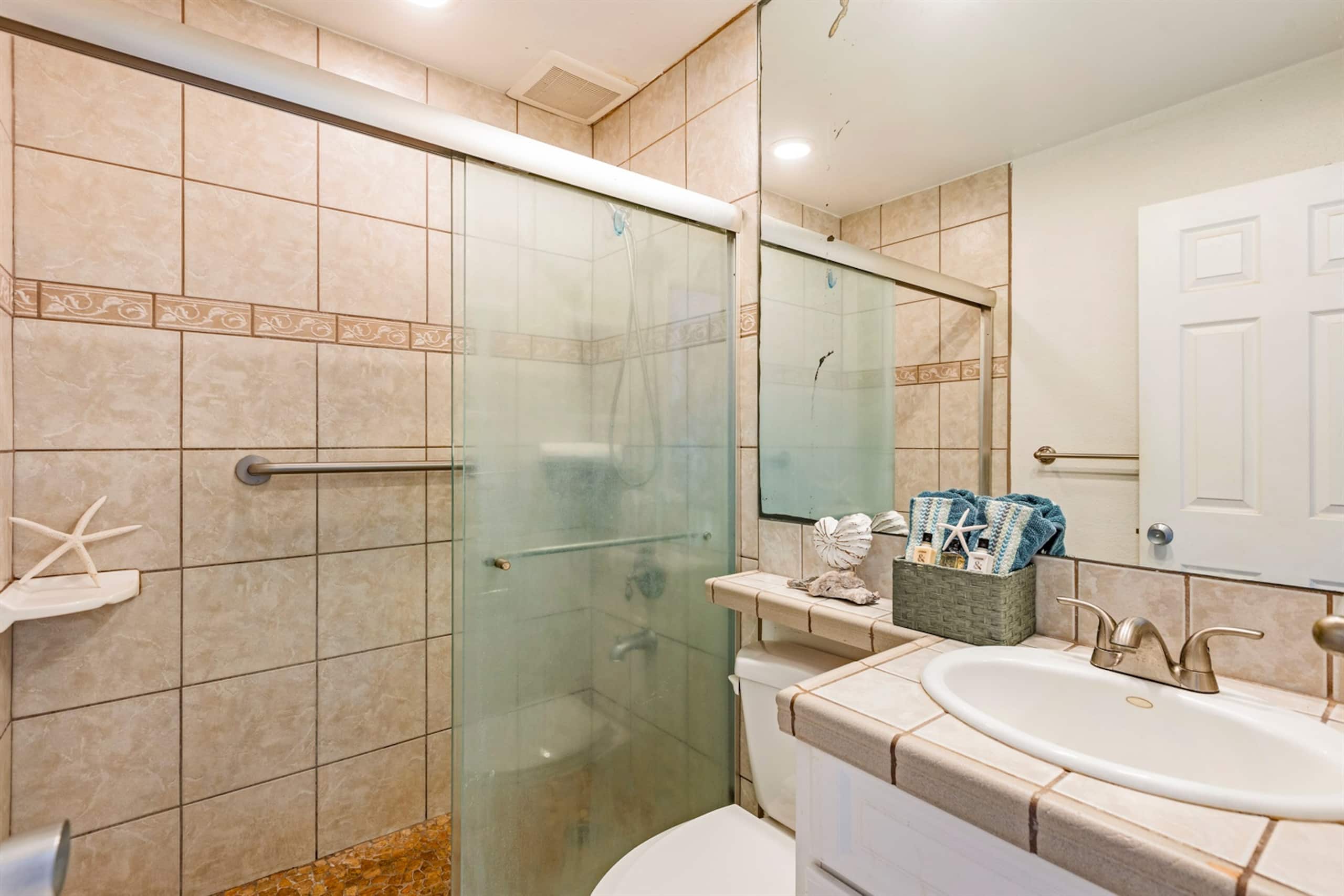 Condo in Lahaina · ★4.95 · 1 bedroom · 1 bed · 1 private bath - Image 25