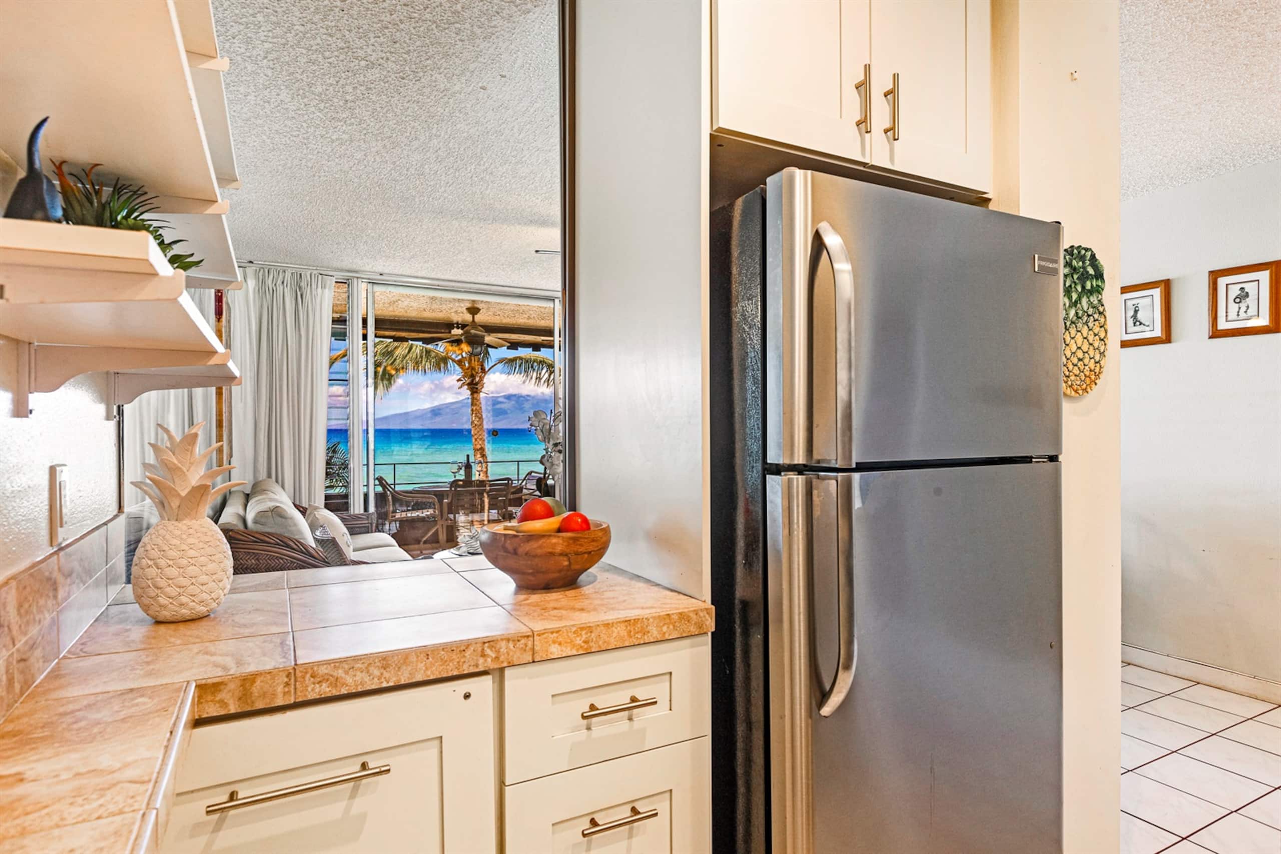 Condo in Lahaina · ★4.95 · 1 bedroom · 1 bed · 1 private bath - Image 5