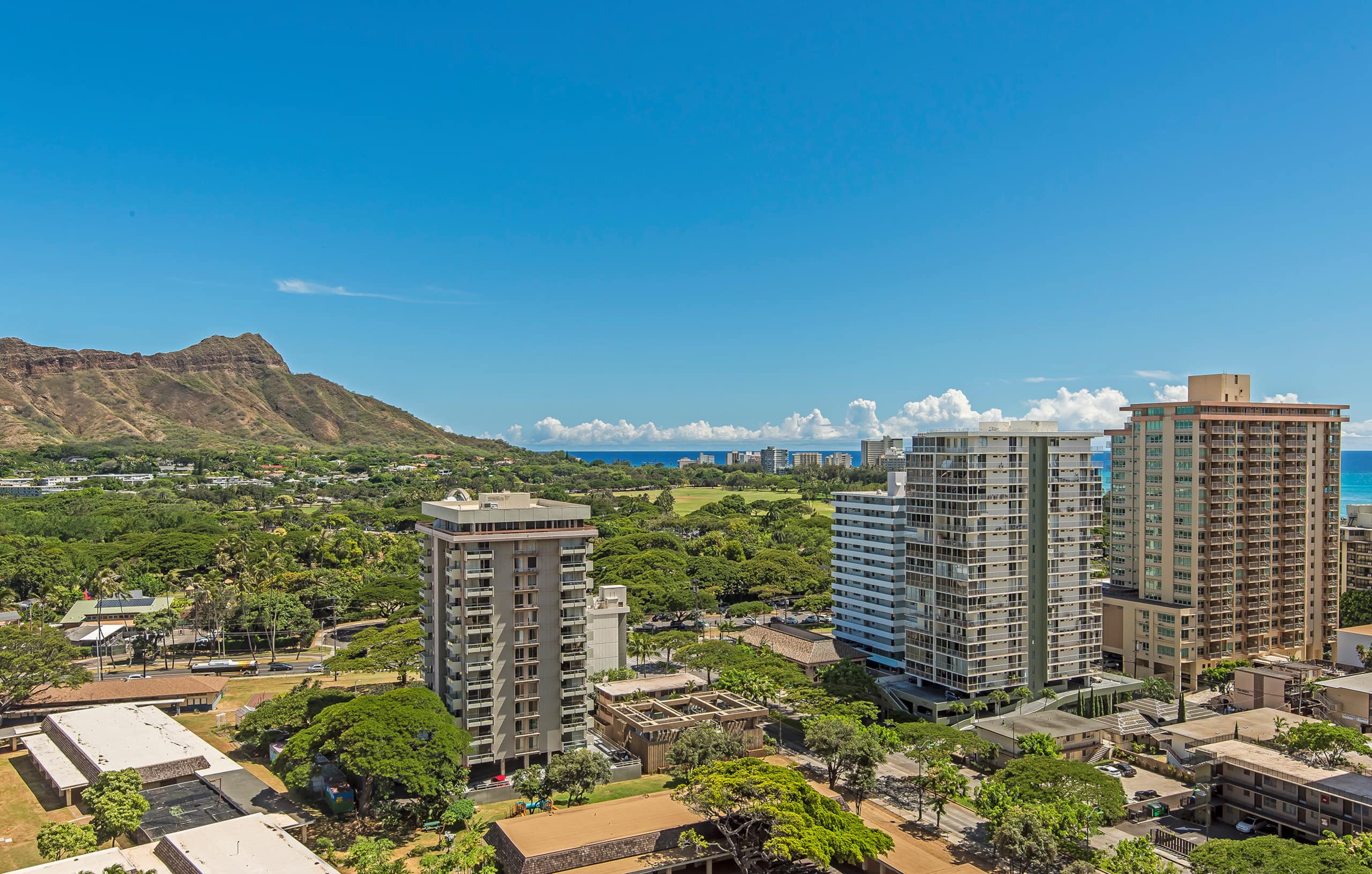Ocean & Diamond Head Views Condo at Waikiki Sunset - Image 16