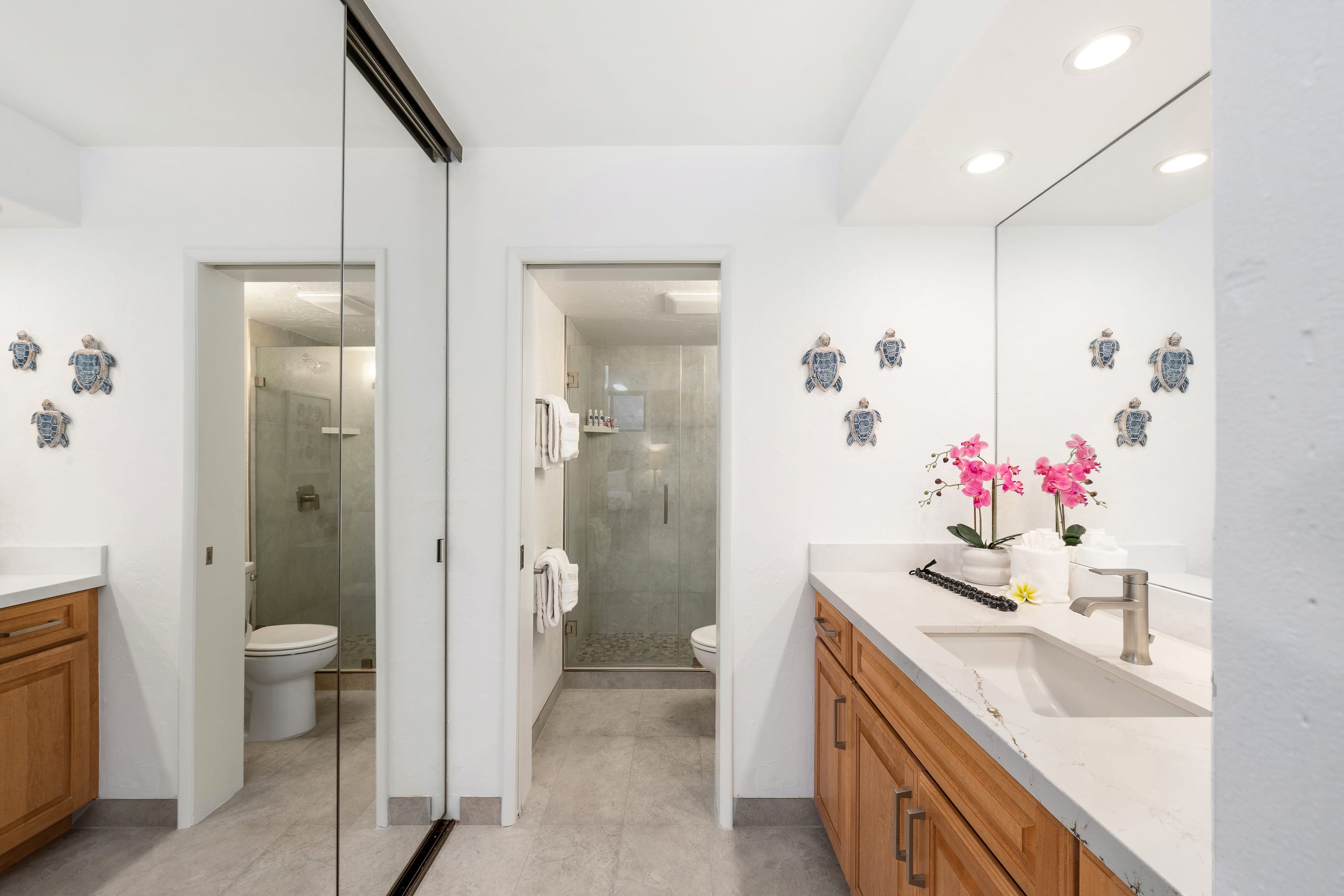Condo in Lahaina · ★4.88 · 2 bedrooms · 3 beds · 2 baths - Image 22