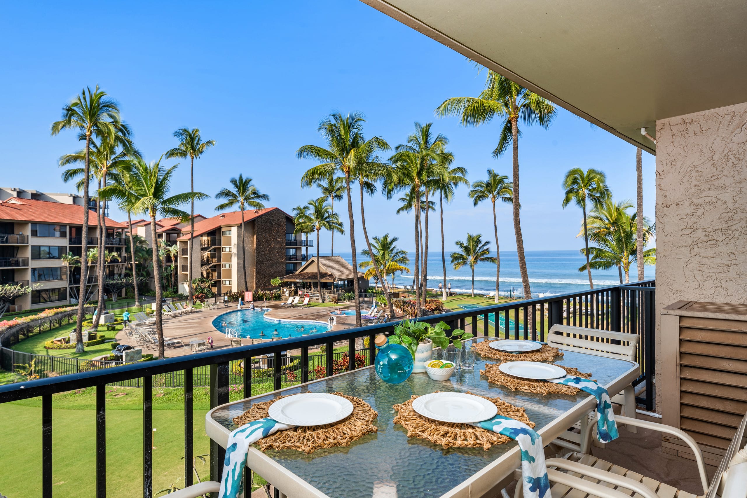 Condo in Lahaina · ★4.88 · 2 bedrooms · 3 beds · 2 baths - Image 29