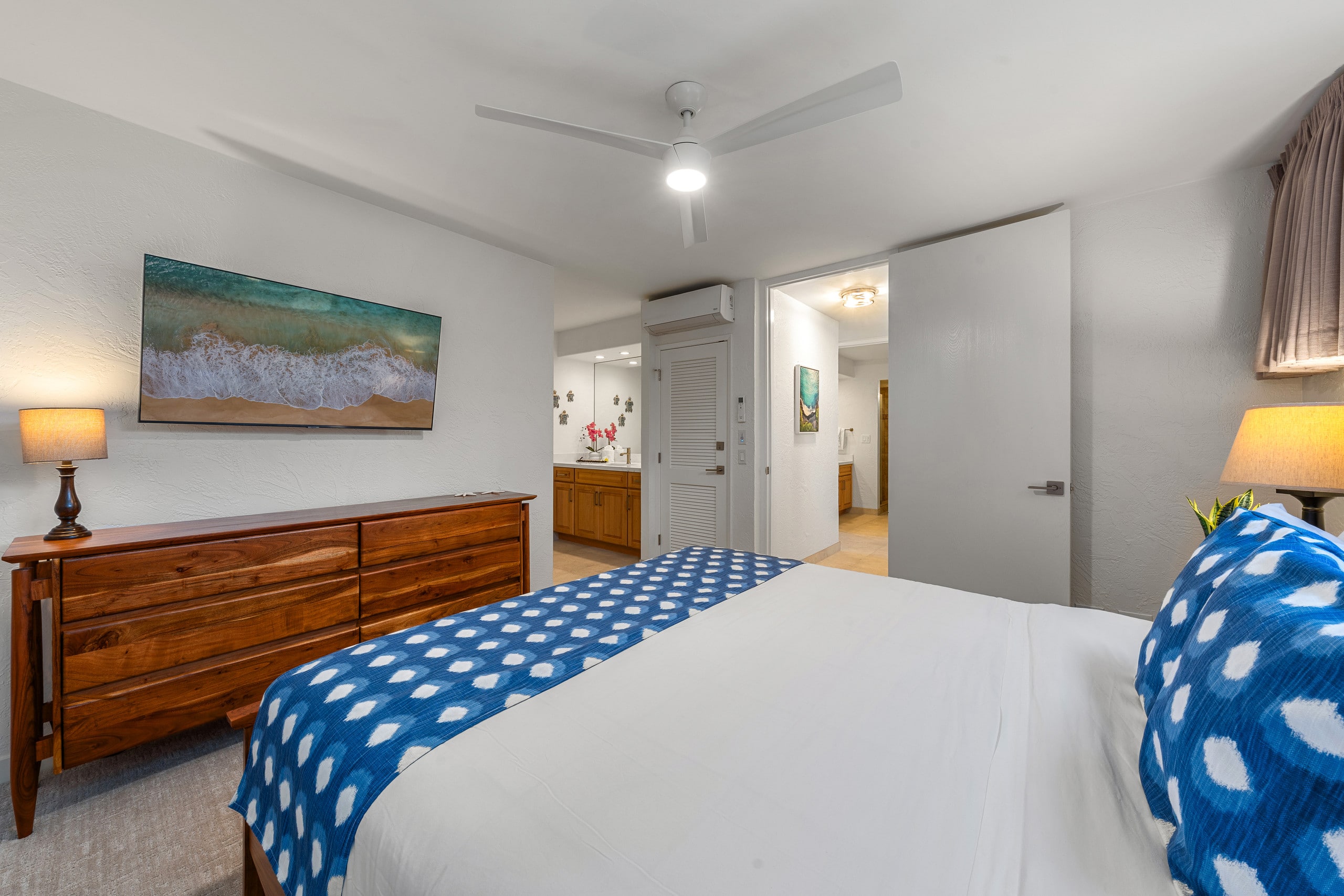 Condo in Lahaina · ★4.88 · 2 bedrooms · 3 beds · 2 baths - Image 15
