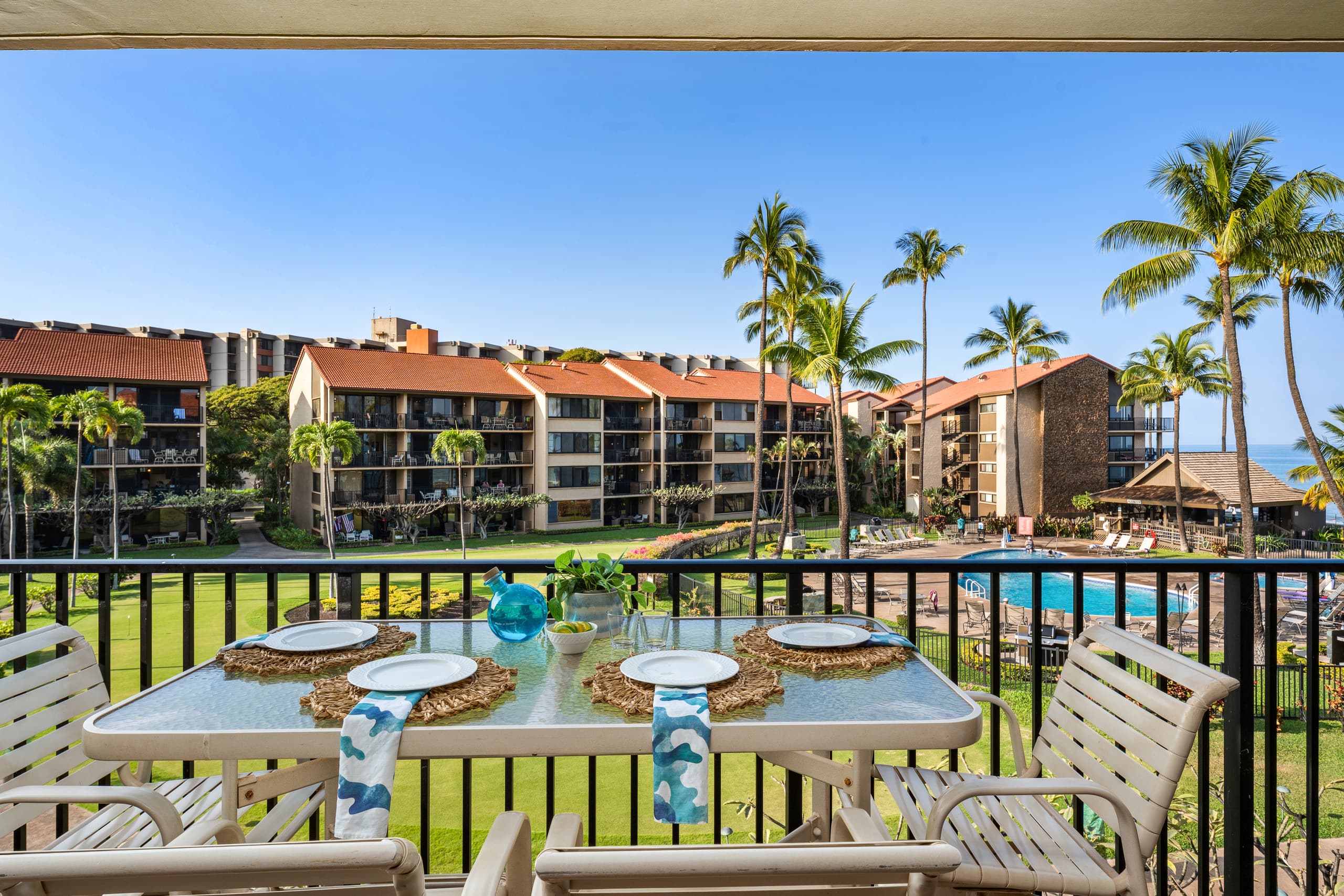 Condo in Lahaina · ★4.88 · 2 bedrooms · 3 beds · 2 baths - Image 30