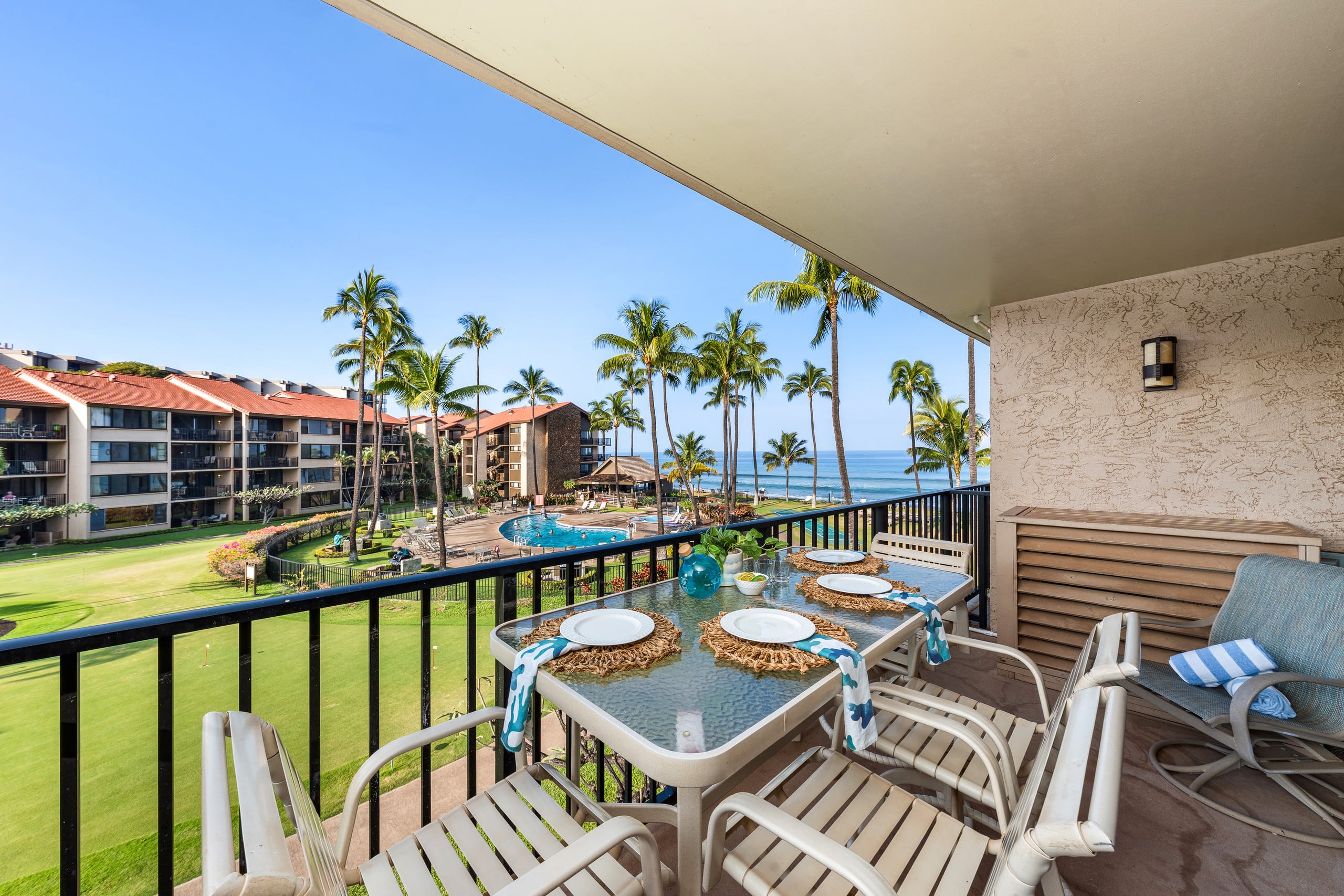Condo in Lahaina · ★4.88 · 2 bedrooms · 3 beds · 2 baths - Image 27