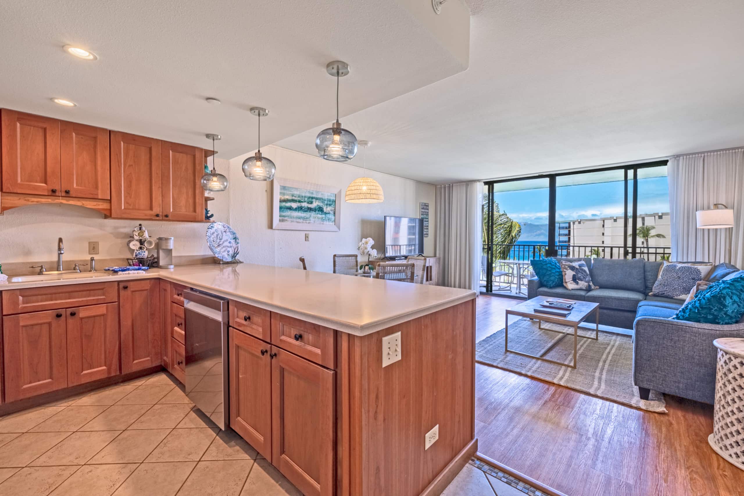 Condo in Lahaina · ★5.0 · 1 bedroom · 1 bed · 1 bath - Image 3