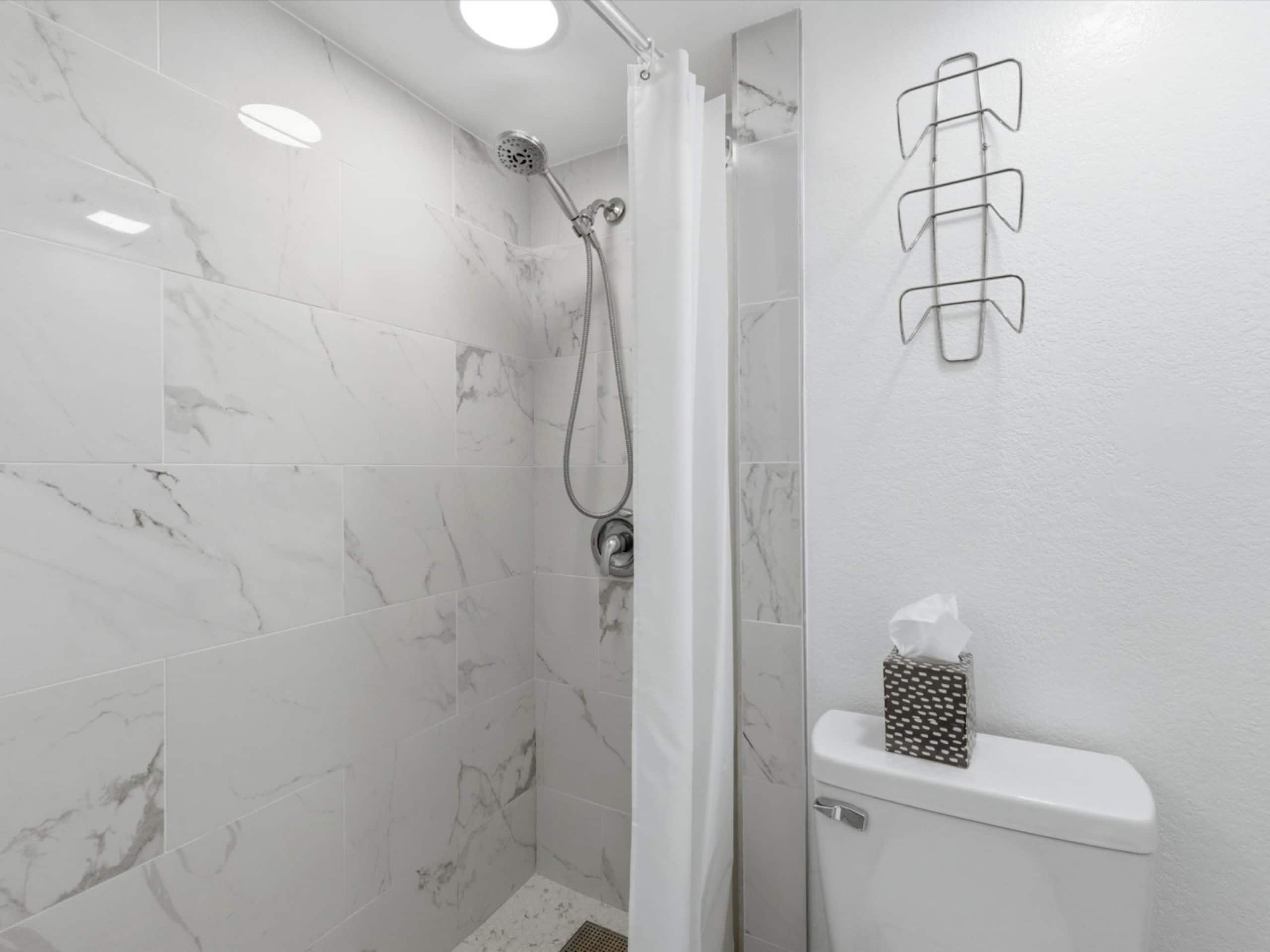 Condo in Honolulu · ★4.9 · 1 bedroom · 1 bed · 1 bath - Image 14