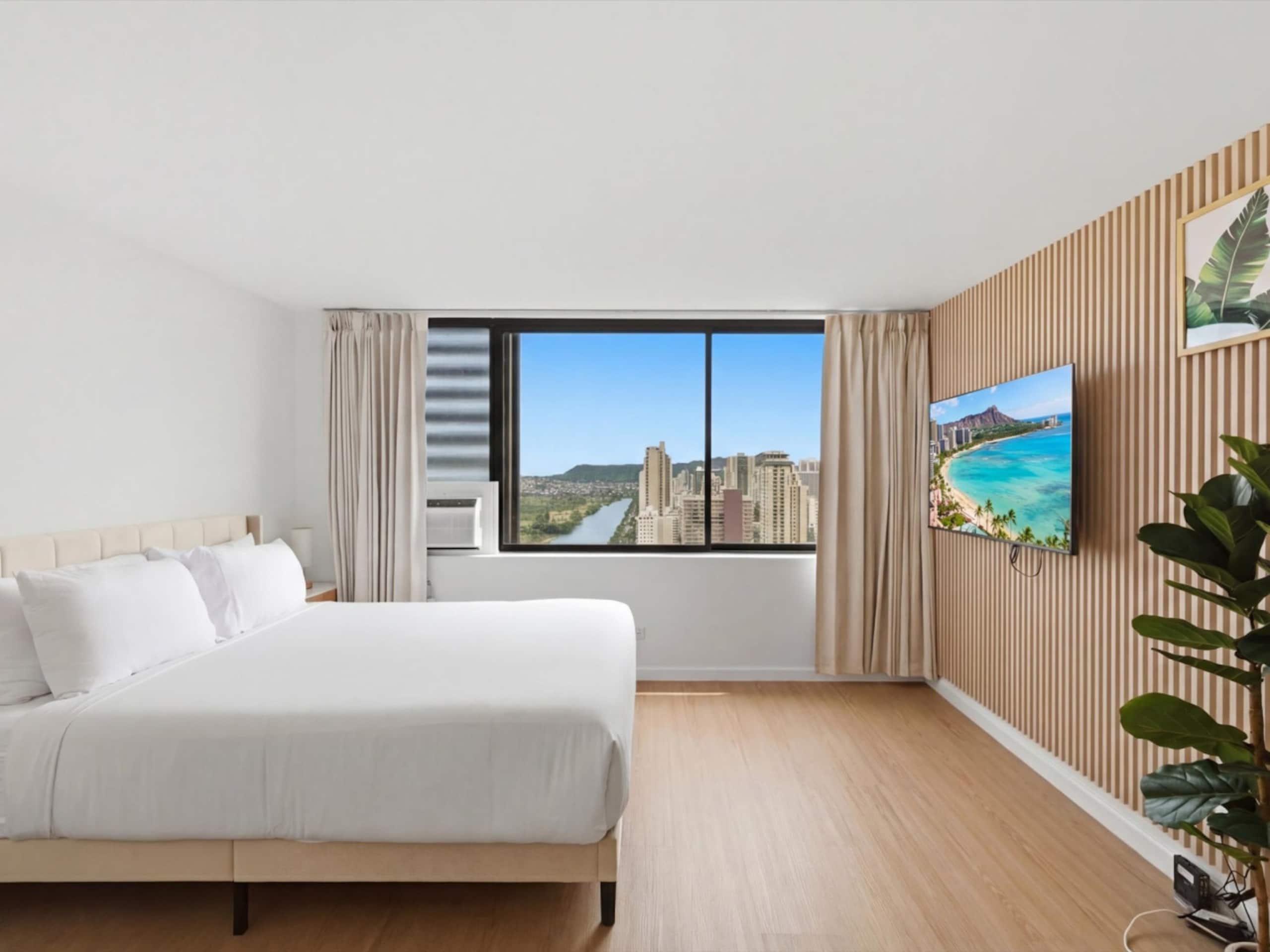 Condo in Honolulu · ★4.9 · 1 bedroom · 1 bed · 1 bath - Image 10