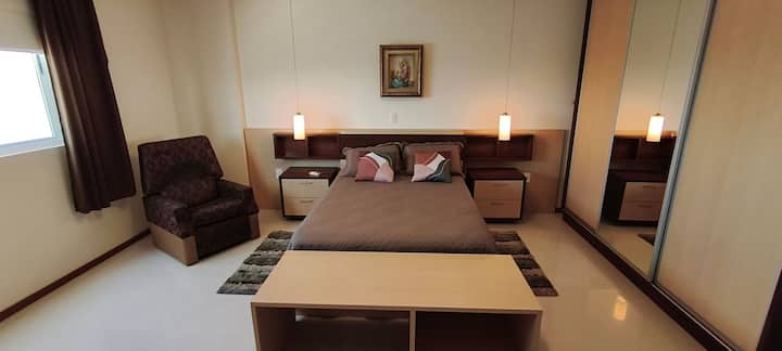 Bafu, Kitanda, Chumba cha kulala, Runinga na vyombo vya habari, Mwonekano wa Bahari