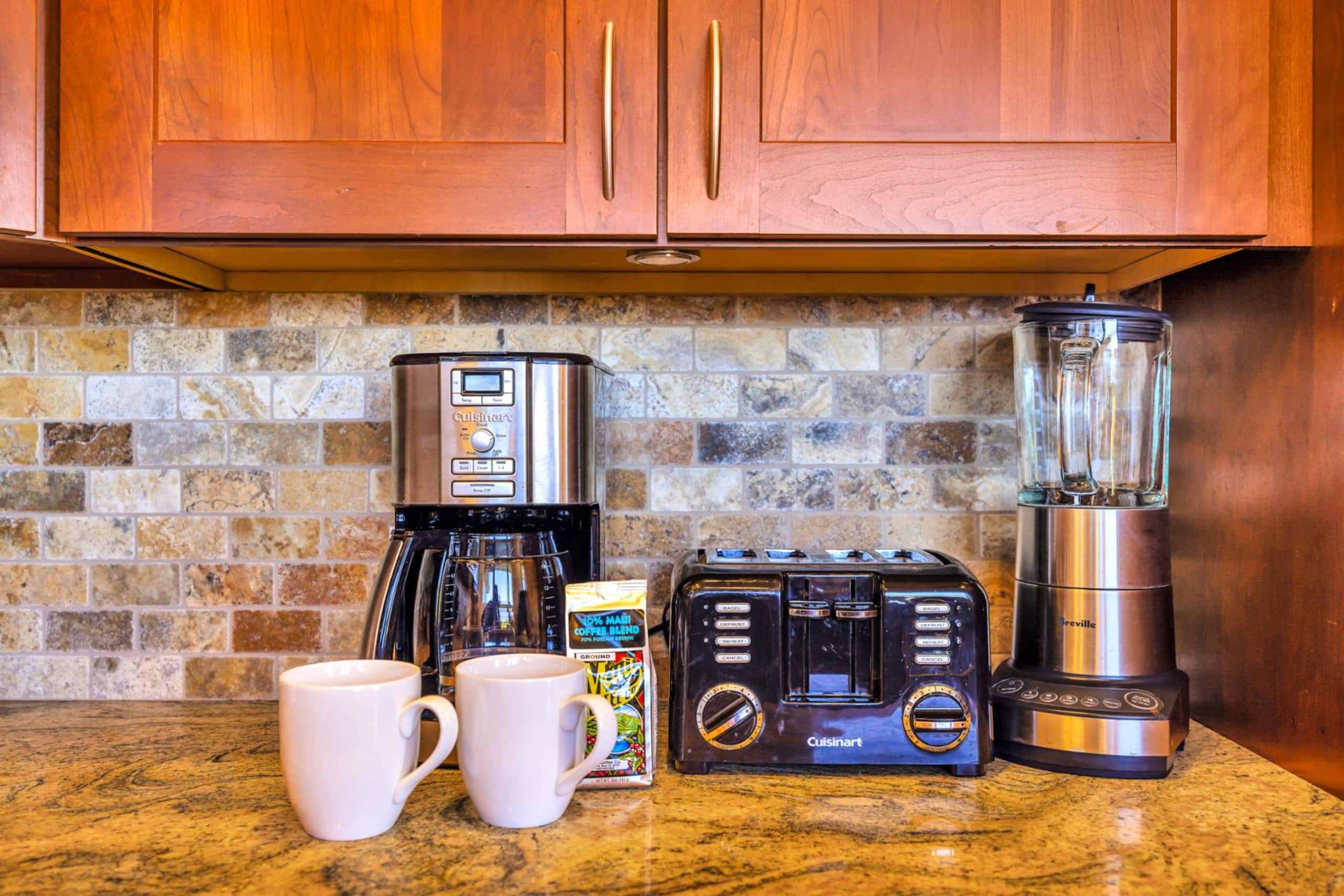 Condo in Lahaina · ★5.0 · 1 bedroom · 2 beds · 1 bath - Image 5