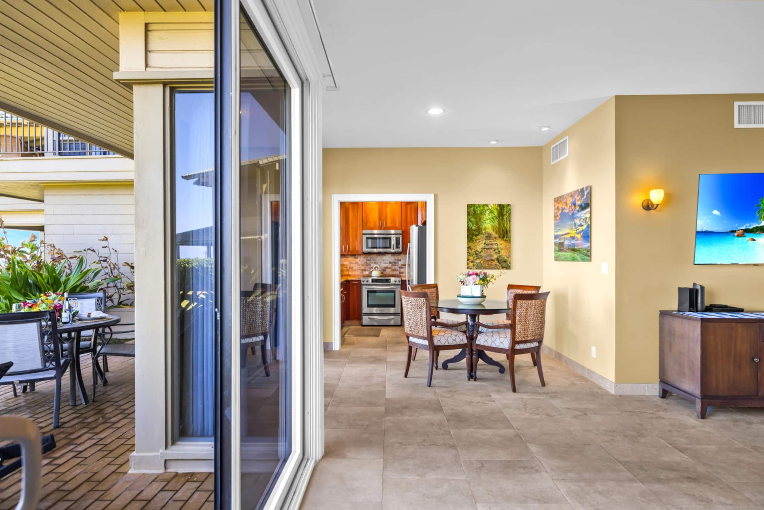 Condo in Lahaina · ★5.0 · 1 bedroom · 2 beds · 1 bath - Image 31