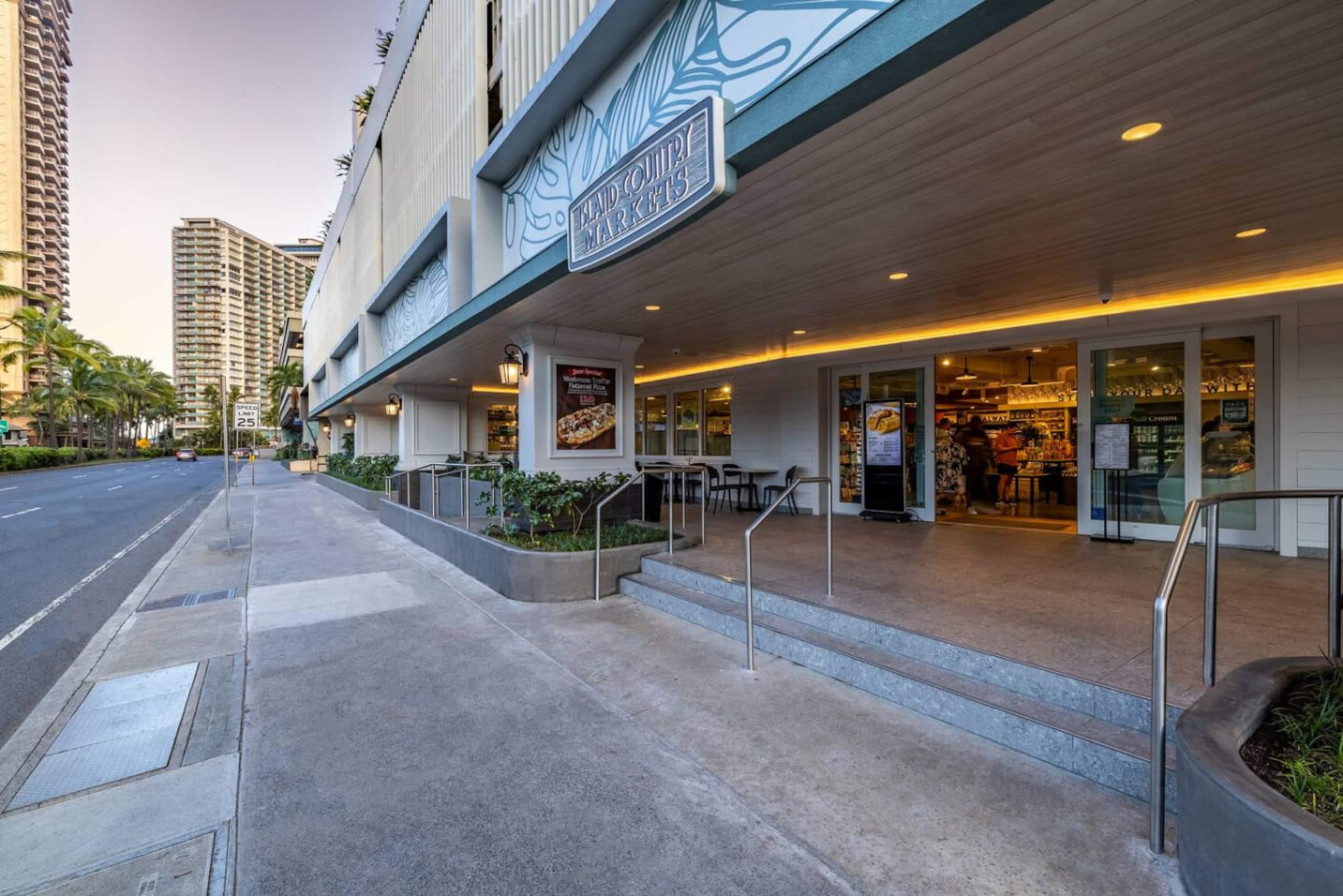 Waikiki Ocean Breeze: A Peaceful Island Getaway - Image 42