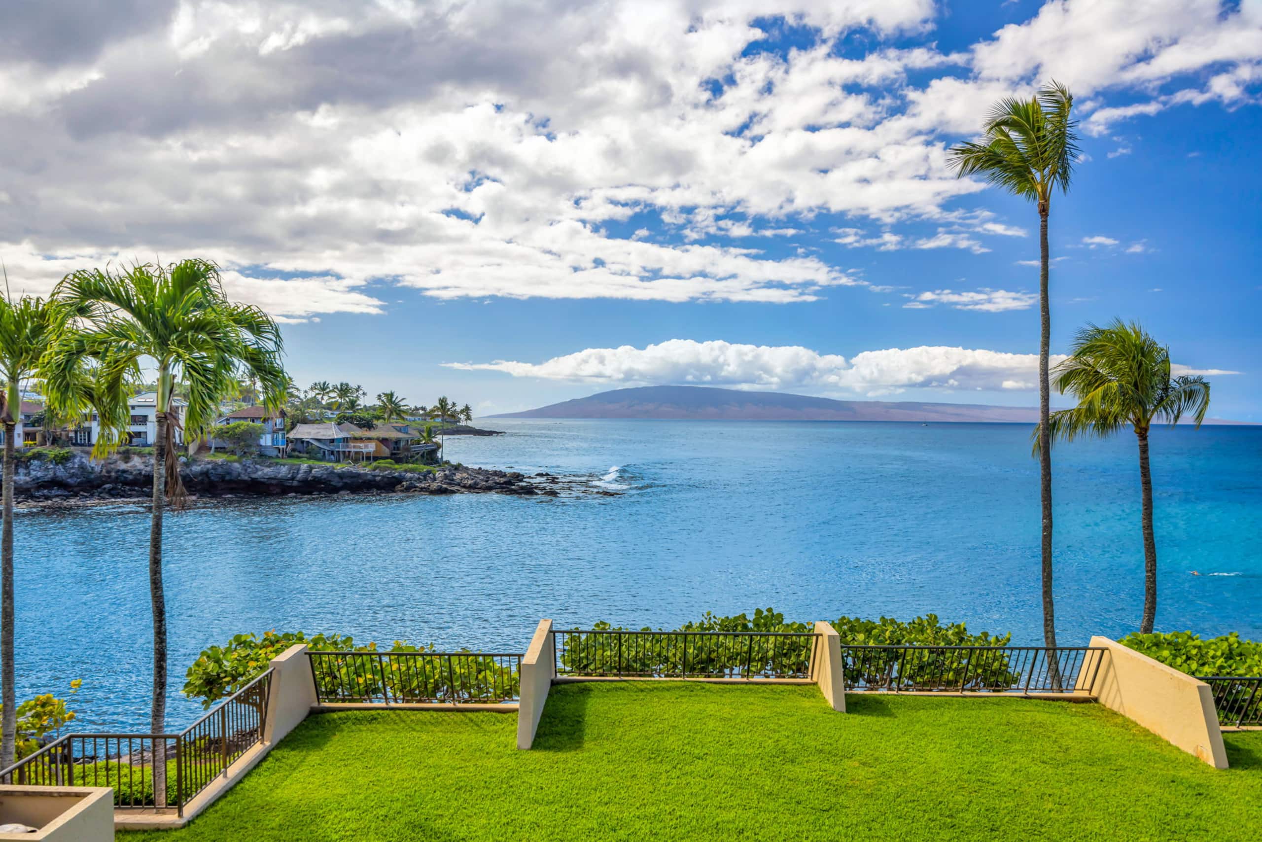 Condo in Lahaina · ★4.0 · 2 bedrooms · 4 beds · 2 baths - Image 51
